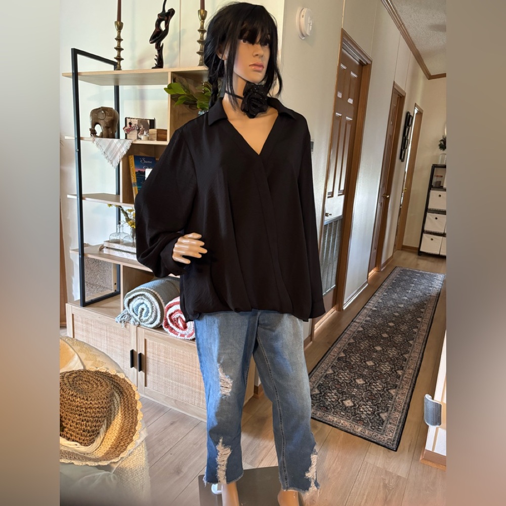 VINCE CAMUTO Lightweight Elegant Black Women's Top blouse XXL FREE SHIP 💜💜💜